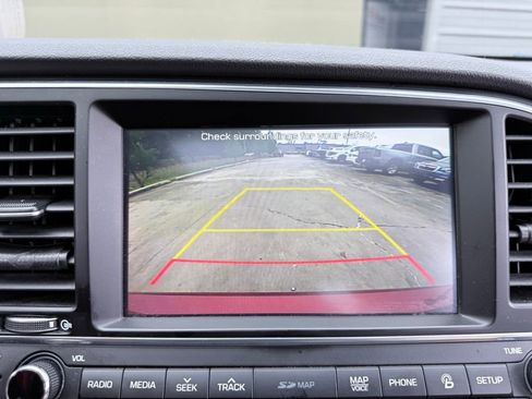 Used 2017 Hyundai Elantra Sport w/ Sport Premium Package 06 image 19