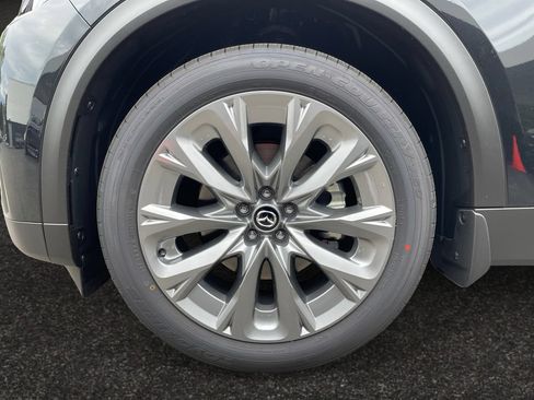 New 2026 MAZDA CX-90 3.3 Turbo w/ Preferred Package AWD/4WD image 13