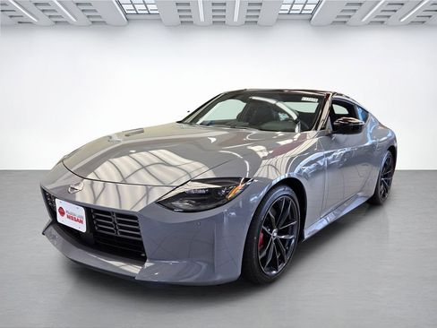 New 2026 Nissan Z Performance RWD image 8