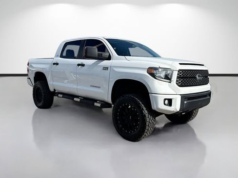 Used 2020 Toyota Tundra SR5 w/ SR5 Upgrade Package image 1