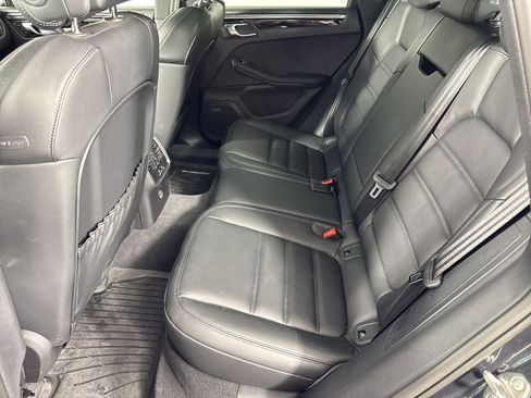 Certified 2026 Porsche Macan AWD/4WD image 50