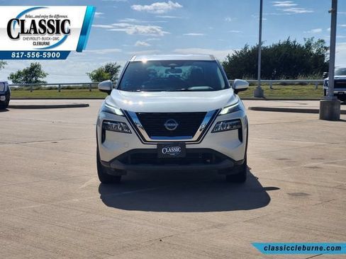 Used 2023 Nissan Rogue SV FWD image 5