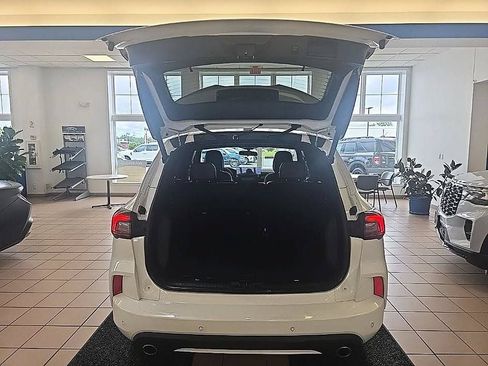 Used 2023 Ford Escape ST-Line w/ Tech Pack #1 AWD/4WD image 31
