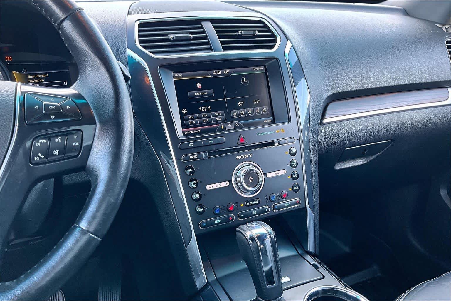 Used 2016 Ford Explorer Limited AWD/4WD image 7