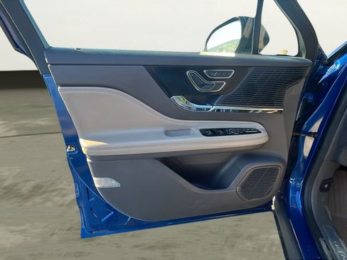 Used 2020 Lincoln Corsair FWD image 16