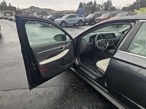 Certified 2023 Hyundai Sonata SE image 17