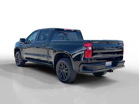 Used 2024 Chevrolet Silverado 1500 Custom RWD image 3