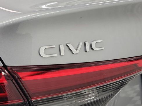 Certified 2024 Honda Civic Touring image 7