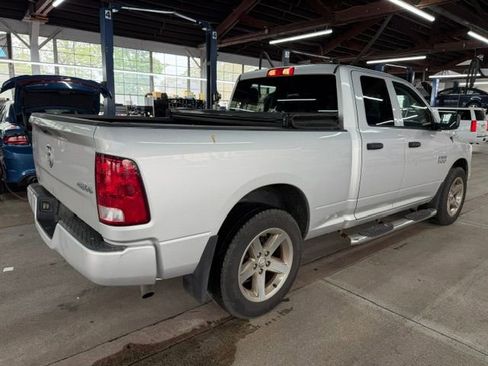 Used 2018 RAM 1500 Express w/ Express Value Package AWD/4WD image 4