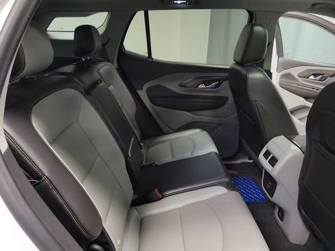 Used 2021 GMC Terrain SLT w/ Infotainment Package II image 23