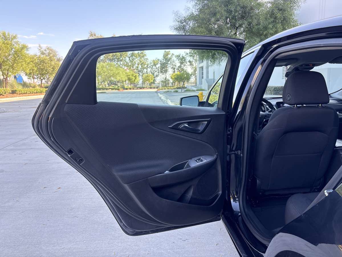 Used 2024 Chevrolet Malibu LT FWD image 11