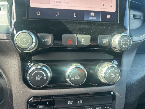 New 2026 RAM 5500 Tradesman w/ Chrome Appearance Group AWD/4WD image 21