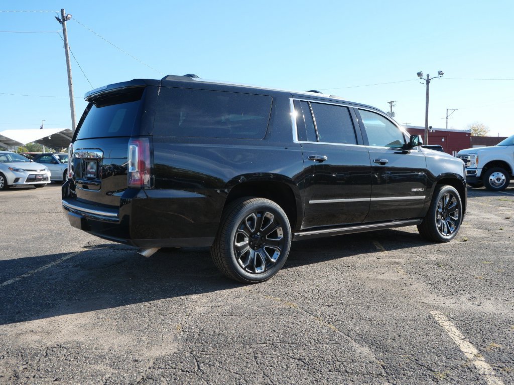 Used 2018 GMC Yukon XL Denali w/ Denali Ultimate Package AWD/4WD image 6