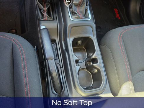 Used 2021 Jeep Gladiator Rubicon AWD/4WD image 28