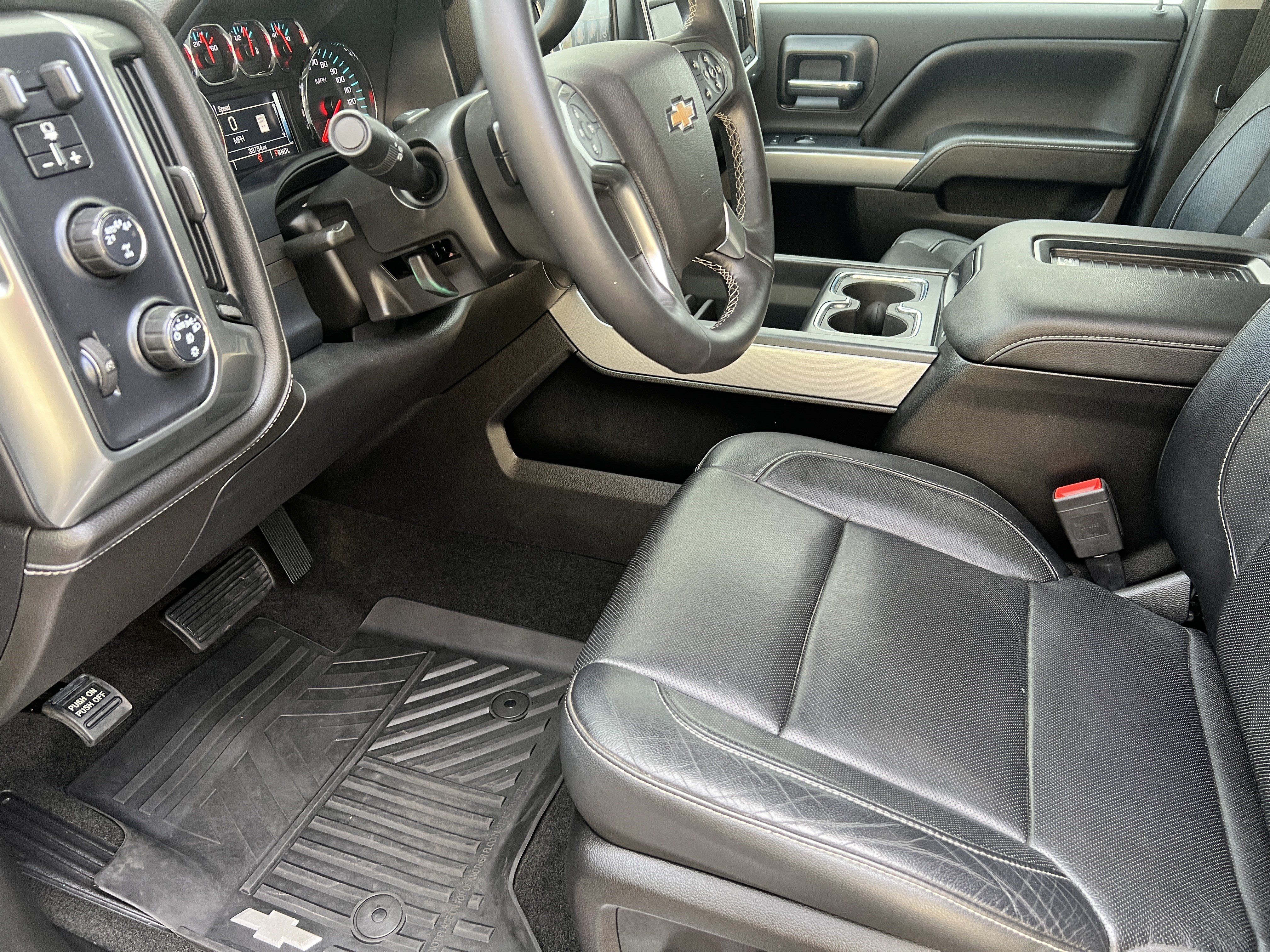 Used 2018 Chevrolet Silverado 1500 LTZ Z71 AWD/4WD image 13