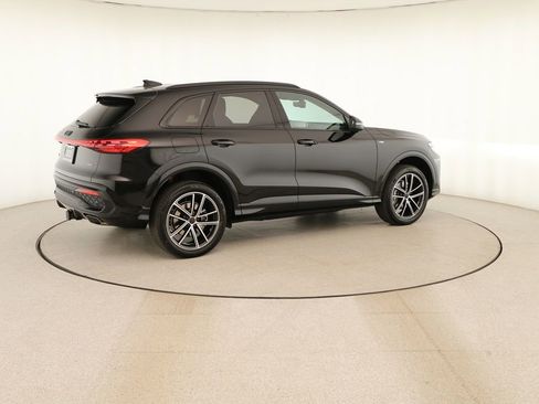 New 2026 Audi Q5 Premium Plus AWD/4WD image 7