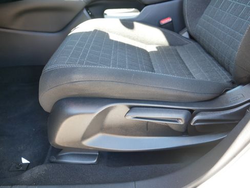 Used 2025 Honda HR-V LX image 20