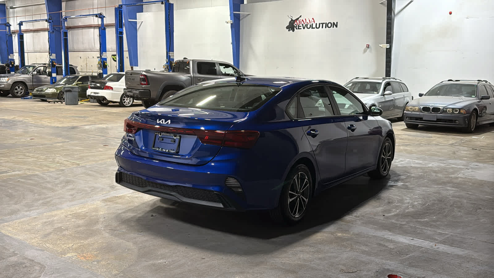 Used 2024 Kia Forte LXS FWD image 4
