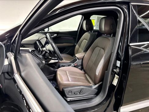 Used 2023 Audi Q4 e-tron Premium Plus w/ Premium Plus AWD/4WD image 26