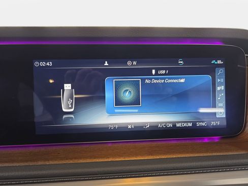 Used 2024 Mercedes-Benz G 550 image 21