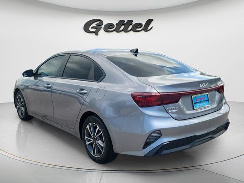 Used 2023 Kia Forte LXS FWD image 7
