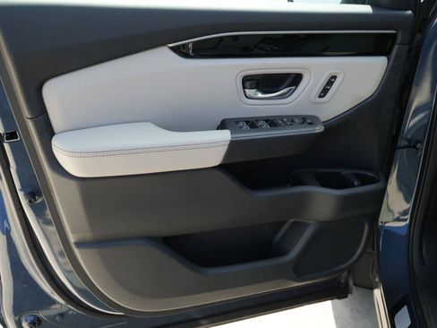 New 2026 Honda Pilot EX-L image 12