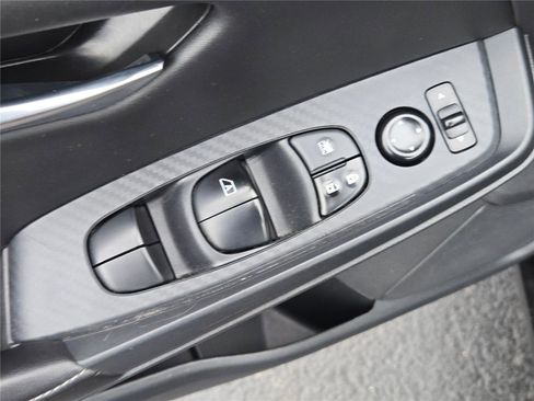 Used 2023 Nissan Sentra SV image 21