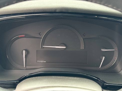 Used 2017 Cadillac XT5 FWD w/ LPO, Wheel Lock Package image 10