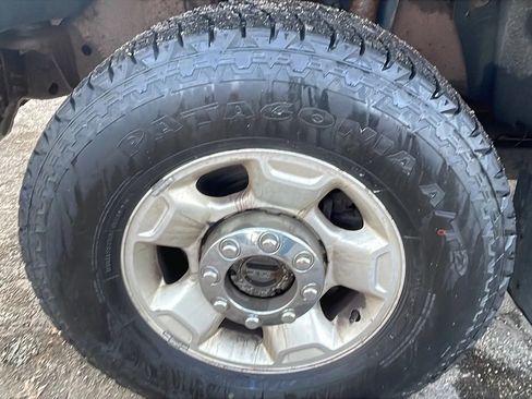 Used 2012 Ford F250 XLT w/ Snow Plow Prep Pkg image 10