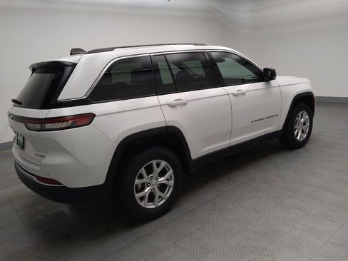 Used 2023 Jeep Grand Cherokee Limited AWD/4WD image 10