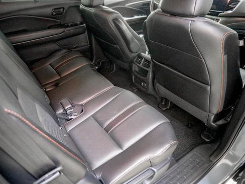 Used 2023 Honda Passport TrailSport image 34