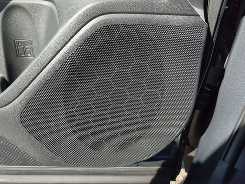 Used 2025 Subaru Forester Sport image 20