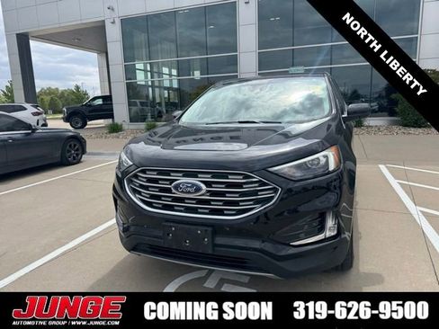 Certified 2022 Ford Edge SEL w/ Convenience Package AWD/4WD image 2
