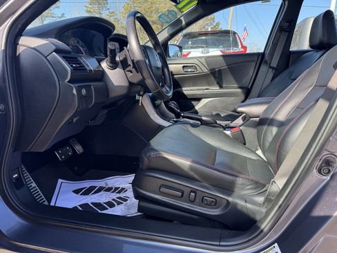 Used 2017 Honda Accord Sport Special Edition image 15