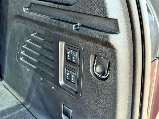 Certified 2025 Chevrolet Traverse RS w/ LPO, Floor Liner Package FWD image 20