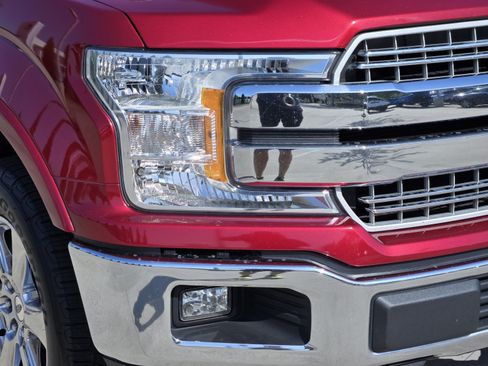 Used 2018 Ford F150 Lariat RWD image 32