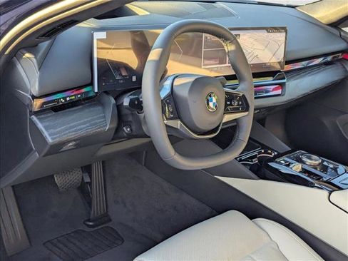 New 2027 BMW 530i w/ Premium Package RWD image 3
