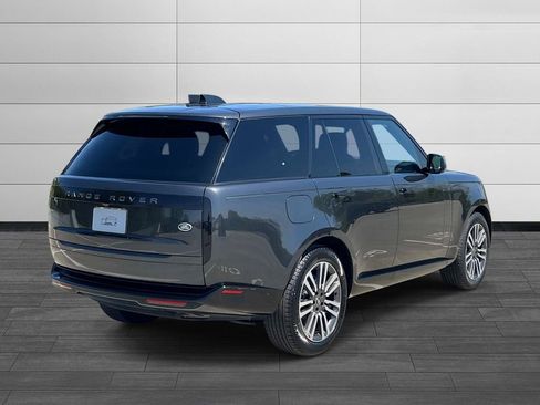 Certified 2023 Land Rover Range Rover SE AWD/4WD image 5