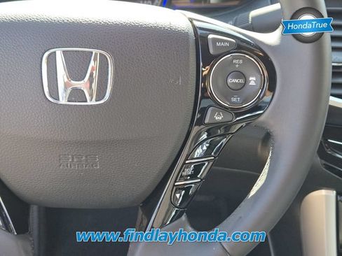 Certified 2017 Honda Accord Touring image 32
