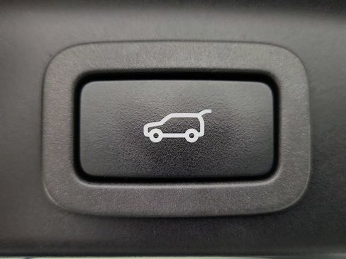 Used 2018 Jaguar F-PACE Prestige AWD/4WD image 36