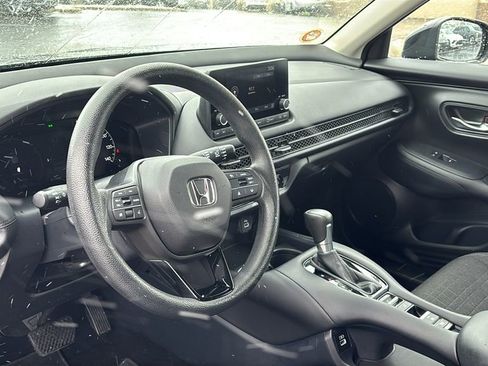 Used 2023 Honda HR-V LX image 23