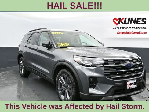 New 2026 Ford Explorer Active w/ Active Comfort Package image 1