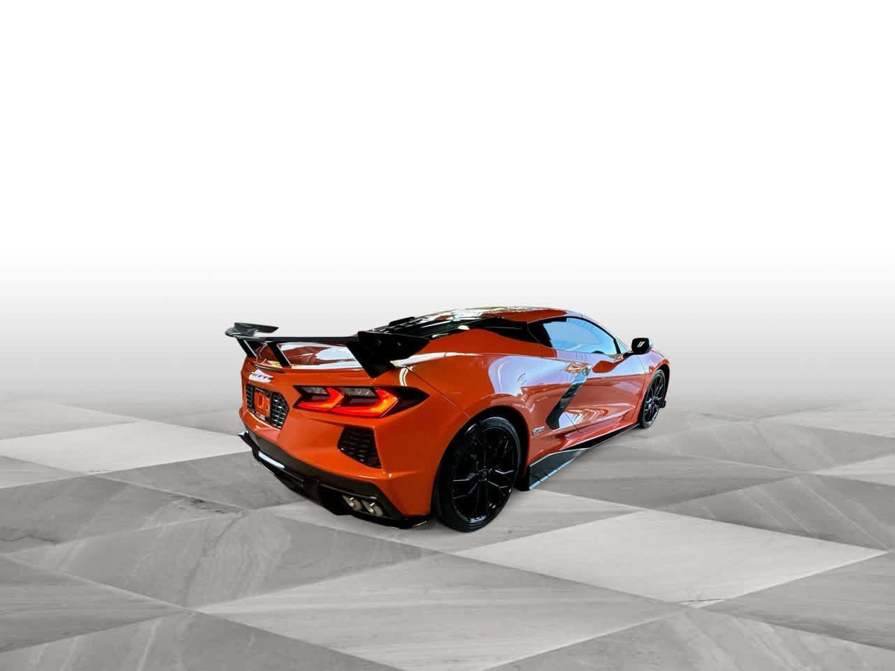 Used 2025 Chevrolet Corvette Stingray Preferred Cpe w/ Z51 Performance Package RWD image 8