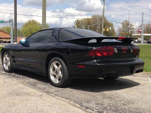 Used 1998 Pontiac Firebird Formula image 3