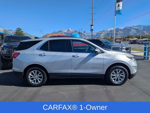 Used 2020 Chevrolet Equinox LT AWD/4WD image 2
