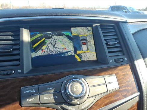 Used 2020 Nissan Armada SL w/ Premium Package image 18