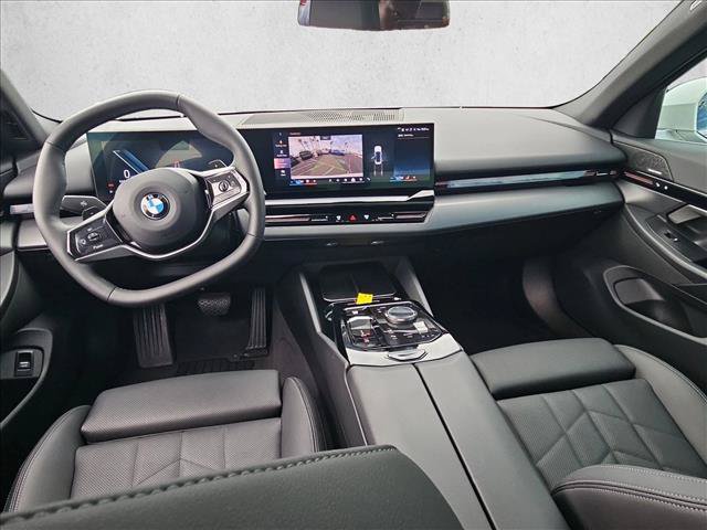 Certified 2024 BMW 530i w/ Convenience Package RWD image 19