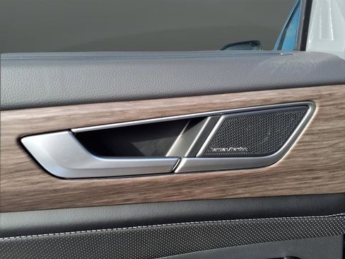 New 2026 Volkswagen Atlas SEL Premium R-Line image 23