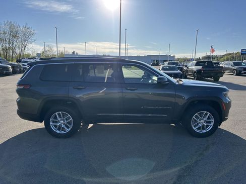 Used 2022 Jeep Grand Cherokee L Laredo w/ Luxury Tech Group I AWD/4WD image 10