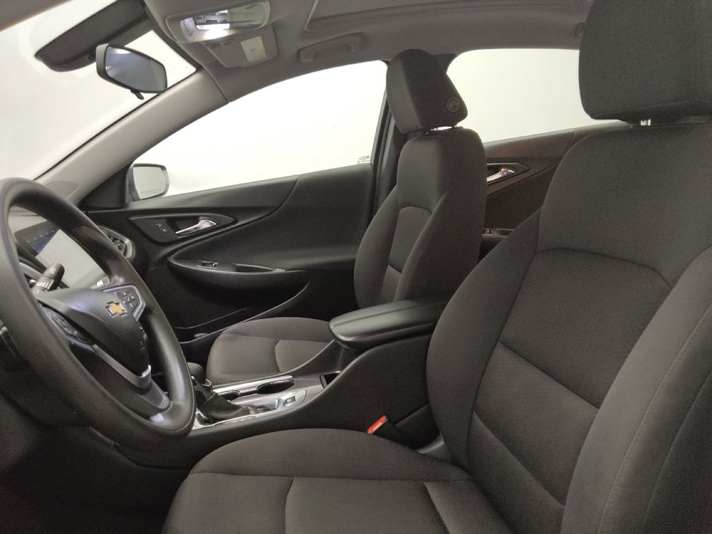 Used 2022 Chevrolet Malibu LT FWD image 17